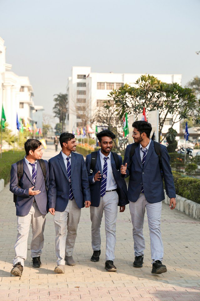 Courses after 12th without NEET and JEE in 2026